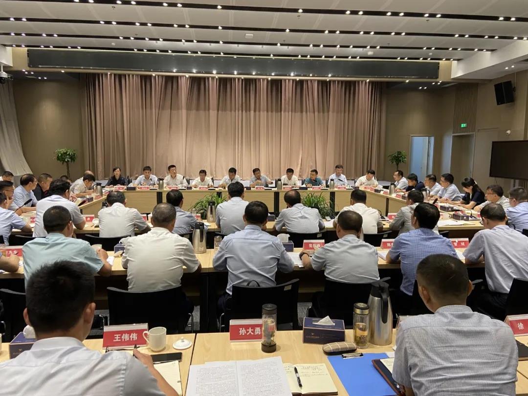 王連春在悅達地產(chǎn)年中工作過堂會上強調(diào)：謀清發(fā)展思路 提升品牌形象 打造綠色科技人文地產(chǎn)