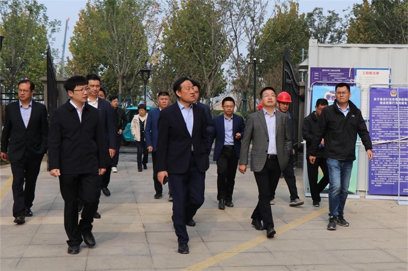 李彪在調(diào)研鹽城悅瓏灣時強(qiáng)調(diào)：要以客戶為中心 以質(zhì)量為核心 確保五期高品質(zhì)交付